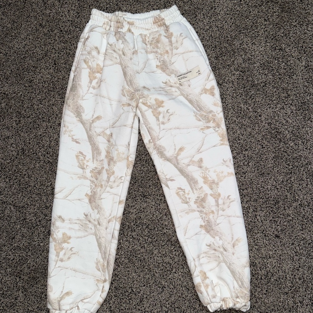 Comfrt Camo Sweatpants